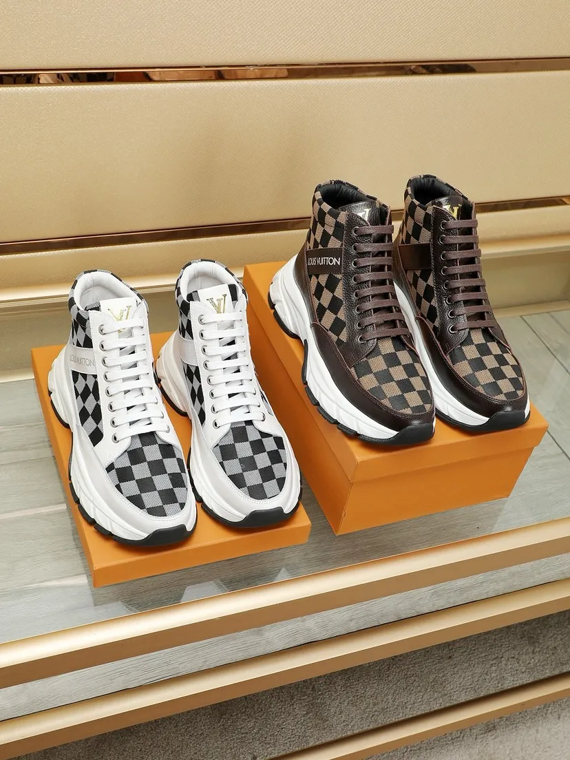 Factory P460 men's shoes 💰"LOUI* VUITTO*" popular men's casual shoes 💯Purchase-level quality, the upper is made of original materials with cowhide, the real thing is super shiny⚡️ Fashionable and versatile, the toe last shape is firm and full, the soles are LV original molds and can be put in and out at will. Light and comfortable on the foot ~ purely handmade, details determine the quality! Color: Two colors available. Size:38-44 (45 customized)